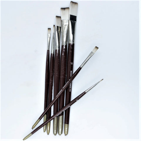 National Artists Paint Brushes – A Set of 7 high quality synthetic soft hair flat brushes size - 0 to 12